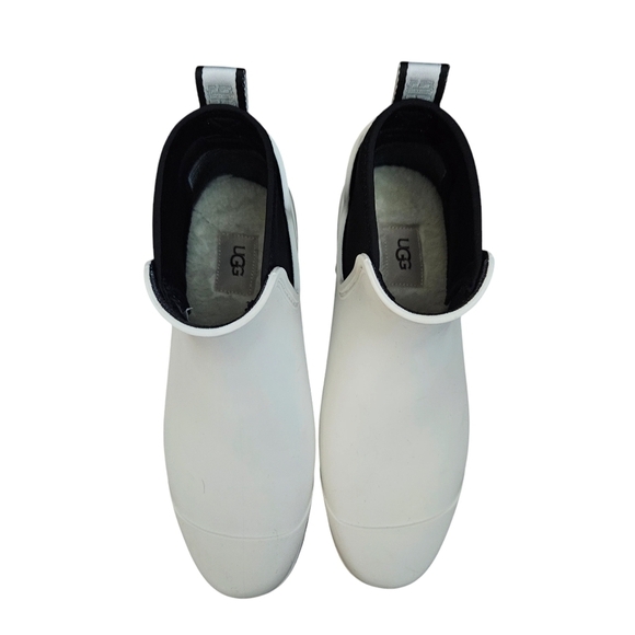 UGG Ashton Chelsea Boot White Size 11 NWOT Gorpcore - Picture 3 of 9